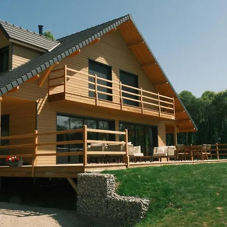 Maison Canadienne Au Bord Du Villa Beauchamps
